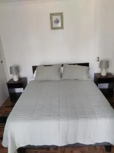 Departamento amoblado, 3 habitaciones y 2 baños - Las Tacas
