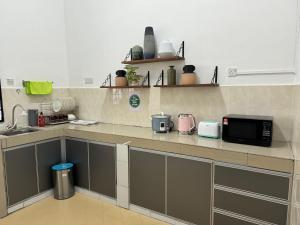 Sevenseas Saroja Homestay