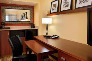 Queen Room with Two Queen Beds room in Courtyard by Marriott San Diego Sorrento Valley