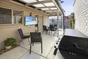 Paynesville Villa - Forge Creek