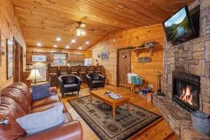 Mountain Lure - Roundhill