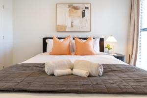 Beautiful home, Near CBD, Pet Friendly with Carpark