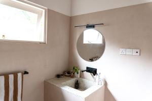 Modern Villa With Pool 250m to Sea