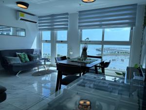 The Sands vista al mar espacioso elegante