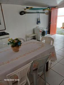 300 mts da praia, 100m2, quatro quartos climatizados