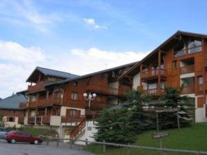 Appartement pour 4, balcon centre station, proche pistes - FR-1-733-162