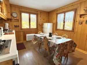 Appartements Appartement 3 pieces a Praz-Sur-Arly - Pres des pistes, parking, balcon - FR-1-603-113 : photos des chambres