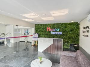 Housr Sector 28 Near to Phase 1 Metro Station