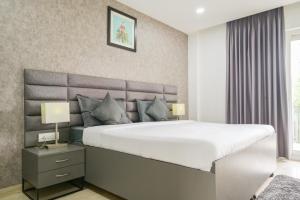 Housr Sector 28 Gurgaon Near IFFCO Chowk Metro Station