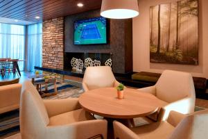 Fairfield Inn & Suites by Marriott Columbus, IN