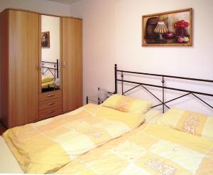 Grüne Str 36 h "Seenadel"