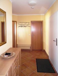 Grüne Str 36 h "Seenadel"