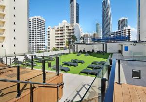 Mantra on View Surfers Paradise by ReadyStay