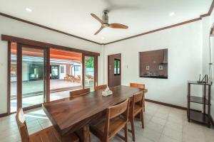 V155 4BR Large Family Villa Chalong