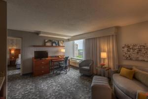 Courtyard by Marriott Bethesda Chevy Chase