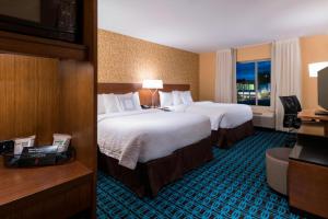 Queen Room room in Fairfield Inn & Suites by Marriott Boston Marlborough/Apex Center