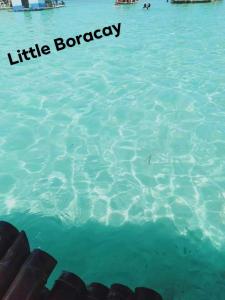 Little Boracay Kuya Waw Floating Cottage