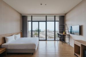 Phòng Tiêu Chuẩn Giường Đôi (Standard Double Room)