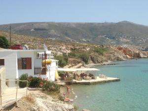 Petalides Apartments Paros Greece