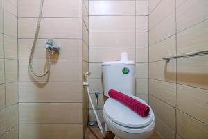 Comfy and Modern Margonda Residence 5 Studio Apartment By Travelio