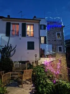 La Torretta di Piero con terrazzi e parcheggio privato Citra zero zero ottanta 31LST0282 - Civezza