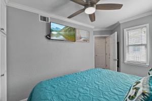 Seascape 1318 Hotel Room