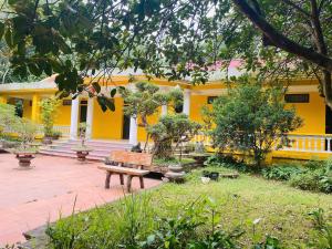 Khu du lịch sinh thái Núi Ngăm