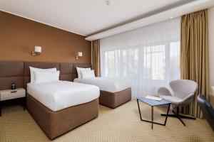 Standard Twin Room room in Crystal Palace Hotel