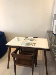 Serene one bedroom at silverstone apartments