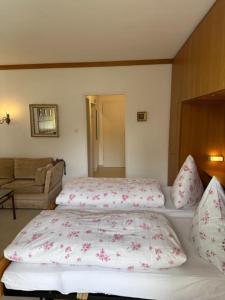 Studio 69 mit Hallenbad und Sauna by MoniCare