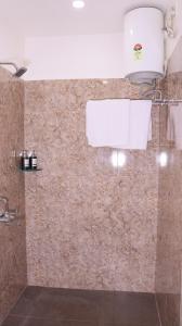 URBAN NEST - 3BHK Serviced Home Stay