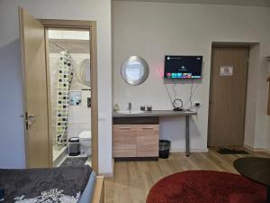 Kauno apartamentai big room king size bed