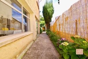 La Maison de l Evescat