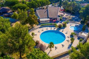 Campings Iscles 231- MH Au calme pres du lac : photos des chambres