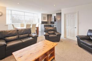 Jackson Court Apartment 2