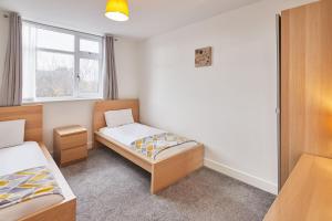 Jackson Court Apartment 2