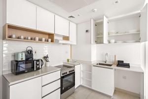 Silkhaus New 2BR Near Reem Mall in Bridges Tower