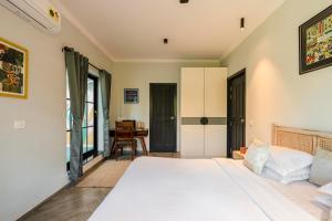 Casa Bella 1BHK with private plunge pool, Calangute