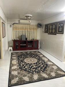 Family House - 3hvězdičkové hotely ve městě Jelutong