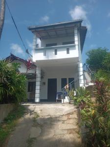 Happy Living Weligama