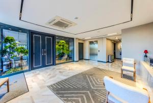 Heaven Premium Hotel Restaurant & Airport Shuttle