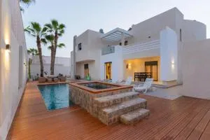 Modern Villa with Pool in Mirleft, 715 m² - Guelmim