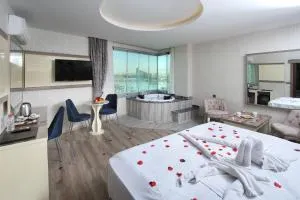 Adana Taşköprü Hotel - Karatas
