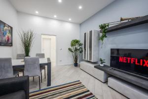 Train Station Deluxe 3 Bath