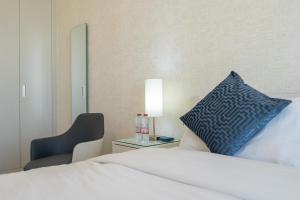 Marina & Downtown Views in Modern Studio - JVC