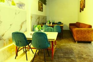 Hotel Taksh inn, Near Karol Bagh, Metro Station