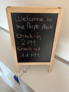 Purple House - Female only Boutique hostel