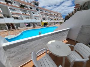 Las Floritas 6 - Calla Lily