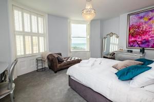 Beautiful Regency flat by Sea