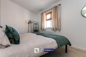 Stylish House By AR Properties Short Lets & Serviced Accommodation Colchester